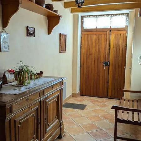 De Peche Au Bord De La Charente Avec Wifi Et Parking - Fr-1-653-189 Semesterbostad *