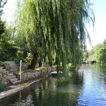 Familial Avec Jardin Au Bord De L'eau, Terrasses, Velo, Jeux, Proche Charente, Wifi Inclus - Fr-1-653-189 * Saint-Genis-d'Hiersac