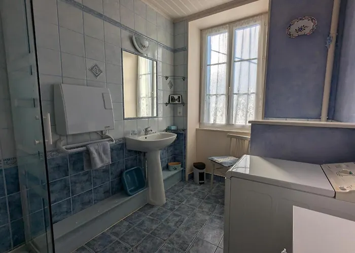 De Peche Au Bord De La Charente Avec Wifi Et Parking - Fr-1-653-189 Vakantiehuis