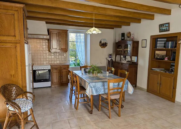 De Peche Au Bord De La Charente Avec Wifi Et Parking - Fr-1-653-189