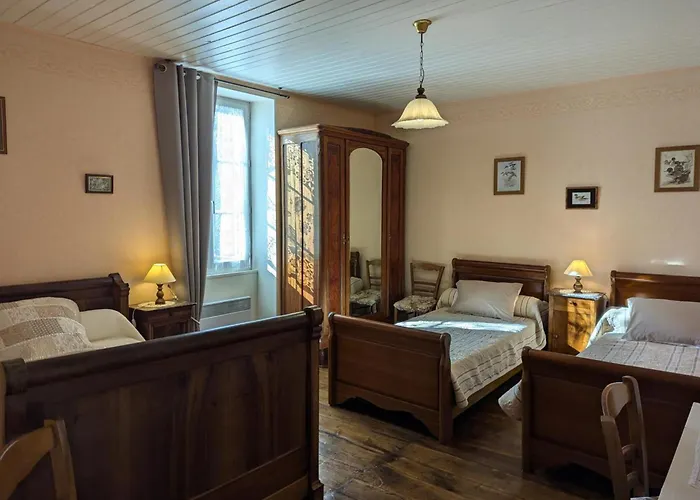 De Peche Au Bord De La Charente Avec Wifi Et Parking - Fr-1-653-189 Saint-Genis-d'Hiersac